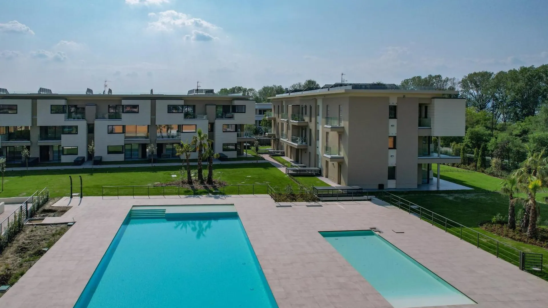 Katya Resort Superior Apartments - Mgh A2-1 Gf Desenzano del Garda 0*,  Italy